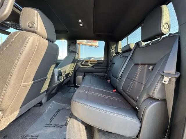 2024 Chevrolet Silverado 2500HD 4WD Crew Cab Standard Bed High Country