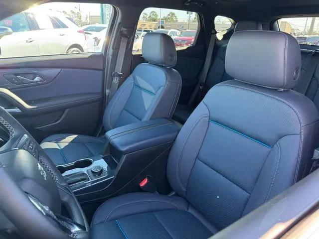 2025 Chevrolet Blazer AWD RS