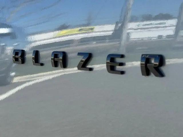2025 Chevrolet Blazer AWD RS