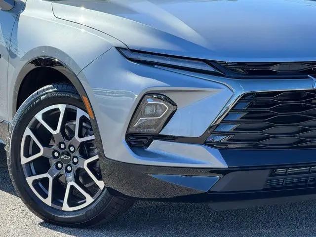 2025 Chevrolet Blazer AWD RS