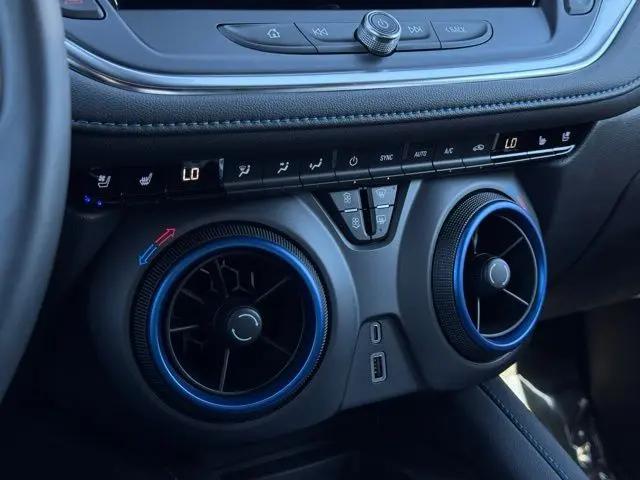 2025 Chevrolet Blazer AWD RS