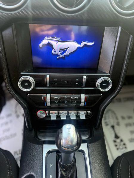 2022 Ford Mustang EcoBoost Fastback