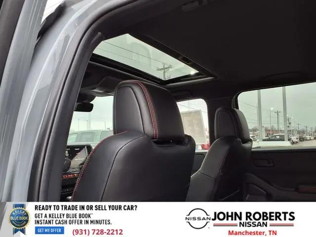 2026 Nissan Frontier Crew Cab PRO-4X 4x4