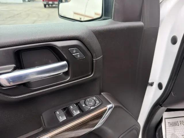 2020 Chevrolet Silverado 1500 4WD Crew Cab Short Bed LT