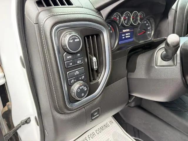 2020 Chevrolet Silverado 1500 4WD Crew Cab Short Bed LT