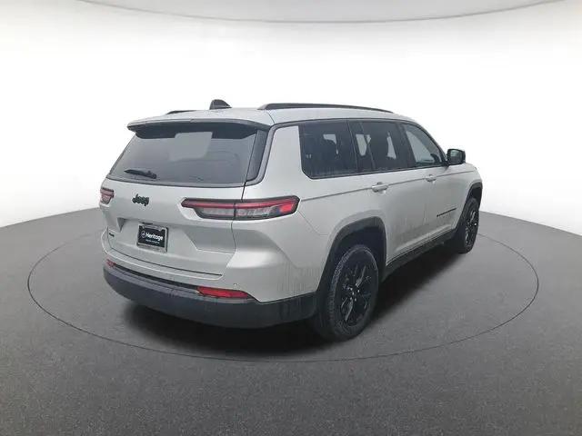2026 Jeep Grand Cherokee L Altitude 4x4