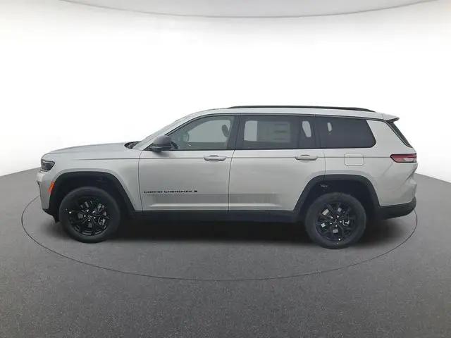 2026 Jeep Grand Cherokee L Altitude 4x4