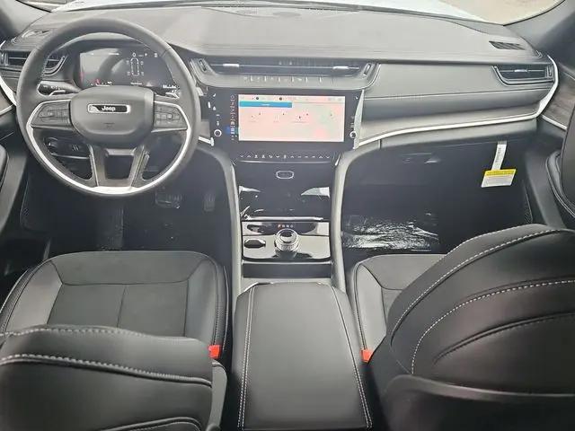 2026 Jeep Grand Cherokee L Altitude 4x4