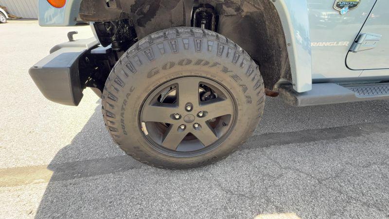2012 Jeep Wrangler Sahara
