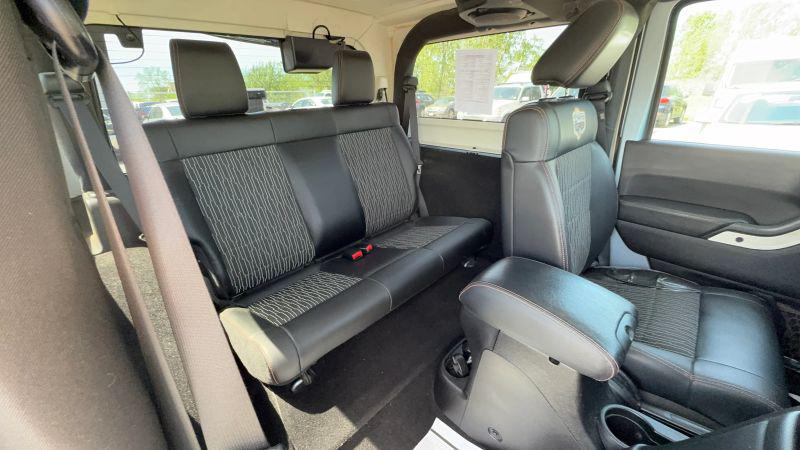 2012 Jeep Wrangler Sahara