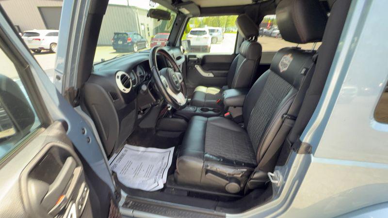 2012 Jeep Wrangler Sahara