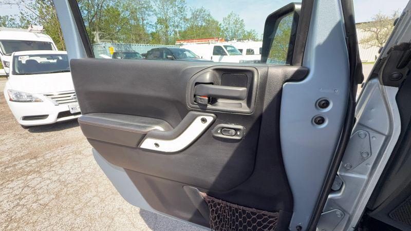 2012 Jeep Wrangler Sahara