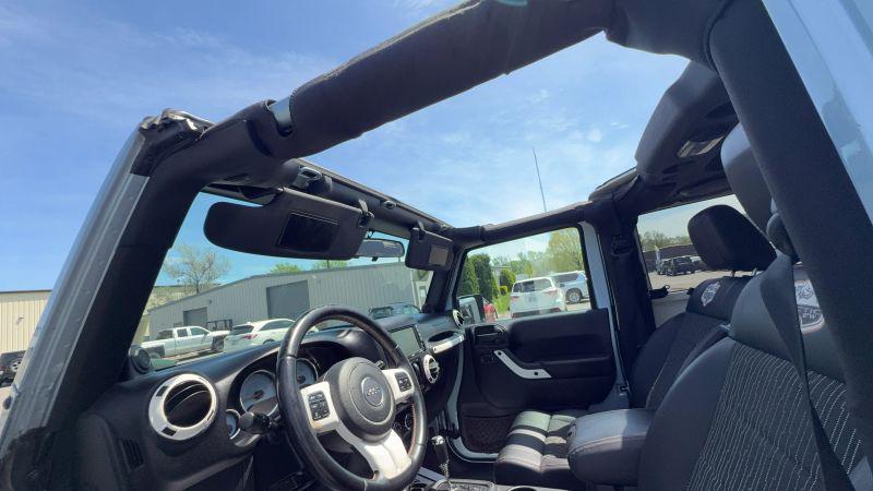 2012 Jeep Wrangler Sahara