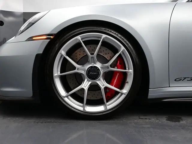 2022 Porsche 911 GT3 w/Touring Package