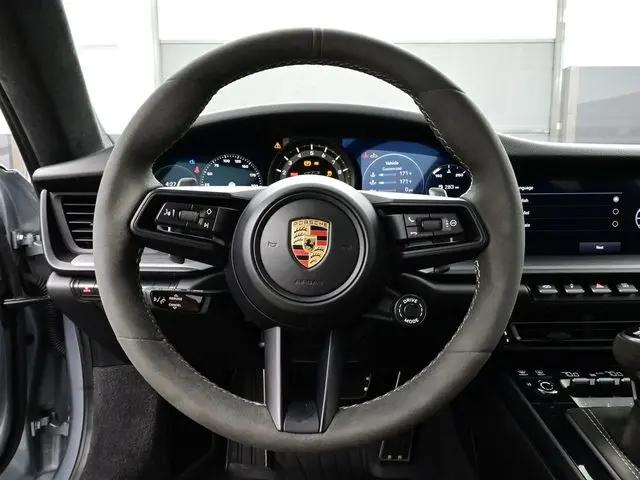 2022 Porsche 911 GT3 w/Touring Package