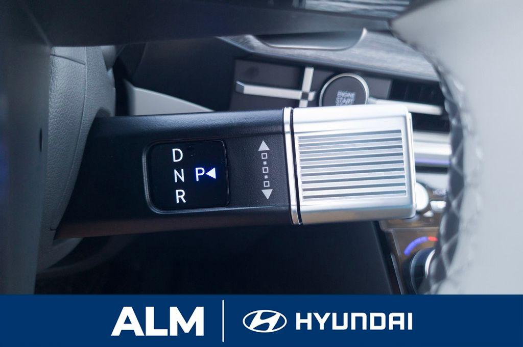New 2026 White HYUNDAI Calligraphy FWD image 26