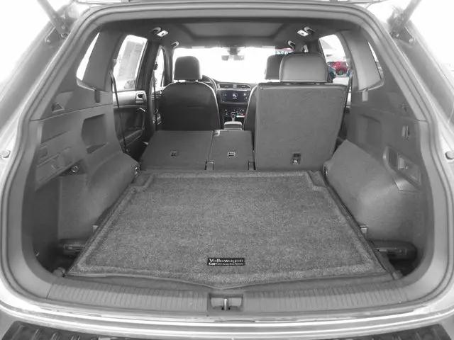 2024 Volkswagen Tiguan 2.0T SEL R-Line