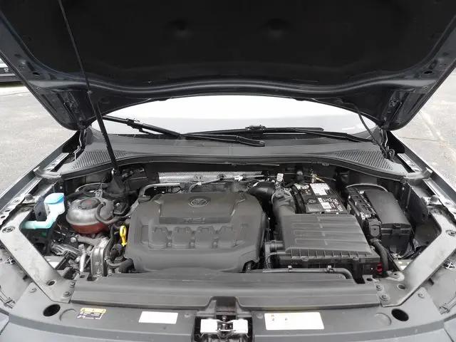 2024 Volkswagen Tiguan 2.0T SEL R-Line