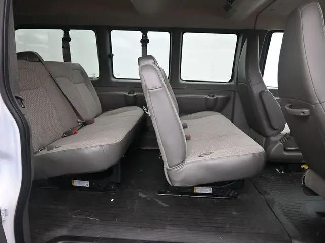 2025 Chevrolet Express Passenger RWD 2500 Regular Wheelbase LS