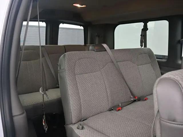 2025 Chevrolet Express Passenger RWD 2500 Regular Wheelbase LS