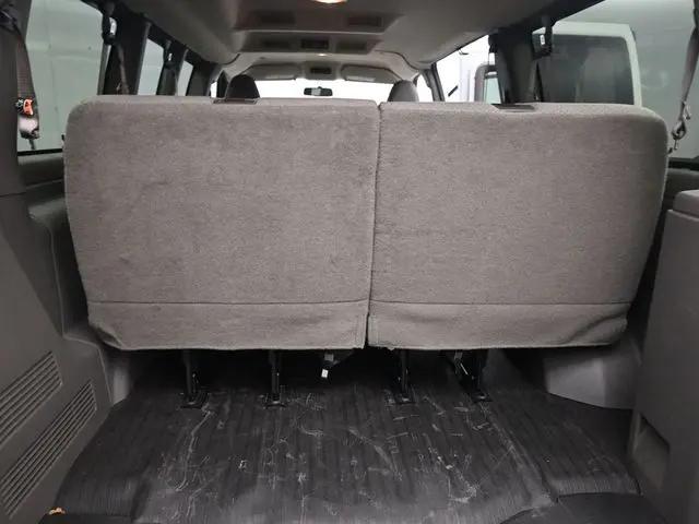 2025 Chevrolet Express Passenger RWD 2500 Regular Wheelbase LS