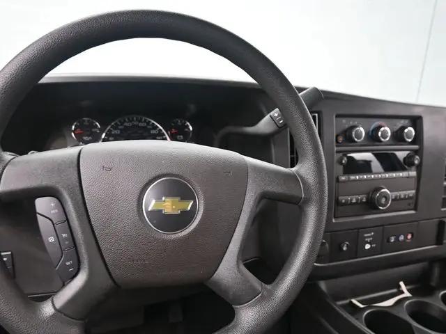 2025 Chevrolet Express Passenger RWD 2500 Regular Wheelbase LS