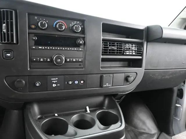 2025 Chevrolet Express Passenger RWD 2500 Regular Wheelbase LS