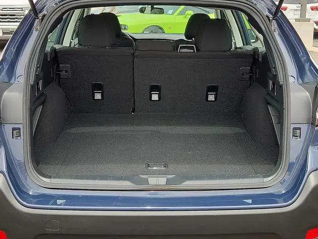 2025 Subaru Outback 2.5i