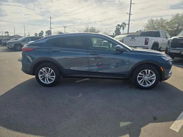 2026 Buick NV Preferred FWD