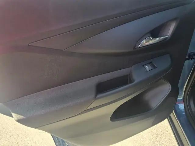 2026 Buick NV Preferred FWD