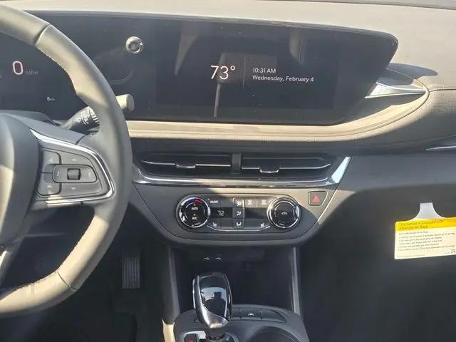 2026 Buick NV Preferred FWD