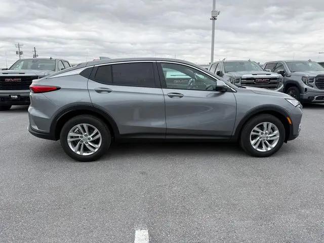 2026 Buick NV Preferred FWD
