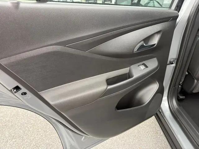 2026 Buick NV Preferred FWD