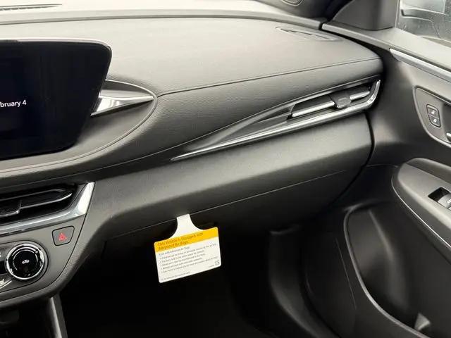 2026 Buick NV Preferred FWD