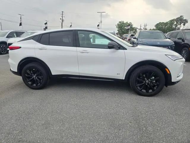2026 Buick NV Sport Touring FWD