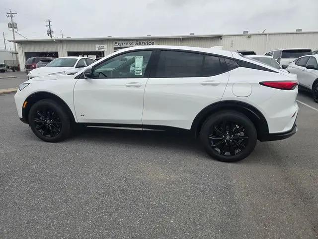 2026 Buick NV Sport Touring FWD