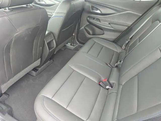 2026 Buick NV Sport Touring FWD