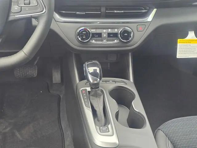 2026 Buick NV Preferred FWD