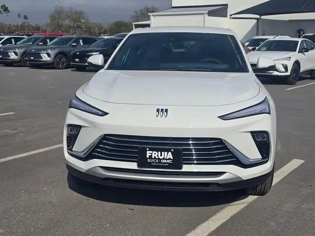 2026 Buick NV Preferred FWD