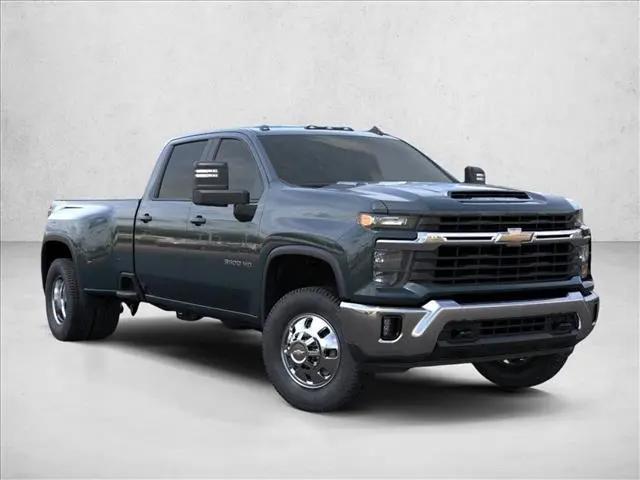 2026 Chevrolet Silverado 3500HD Crew Cab, Long Bed, LT Dual Rear Wheel, RWD