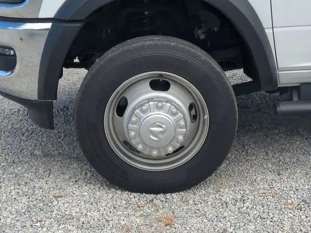 2026 Ram 5500 Tradesman/Big Horn
