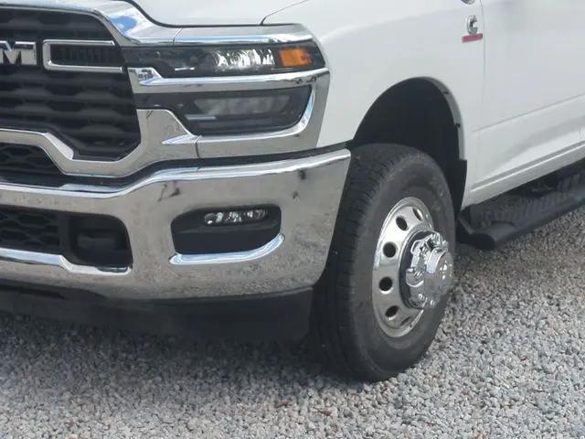 2026 Ram 3500 Tradesman/Big Horn