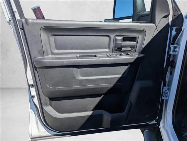 2026 Ram 2500 Black Express Crew Cab 4x4 6'4" Box