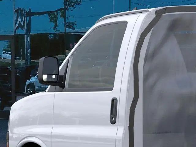 2025 Chevrolet Express Cutaway Work Van
