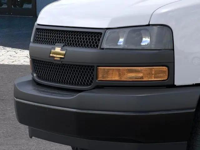 2025 Chevrolet Express Cutaway Work Van