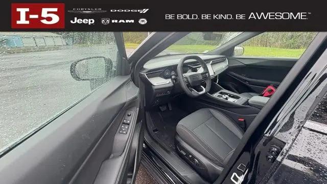 2026 Jeep Cherokee Laredo 4x4