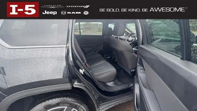 2026 Jeep Cherokee Laredo 4x4