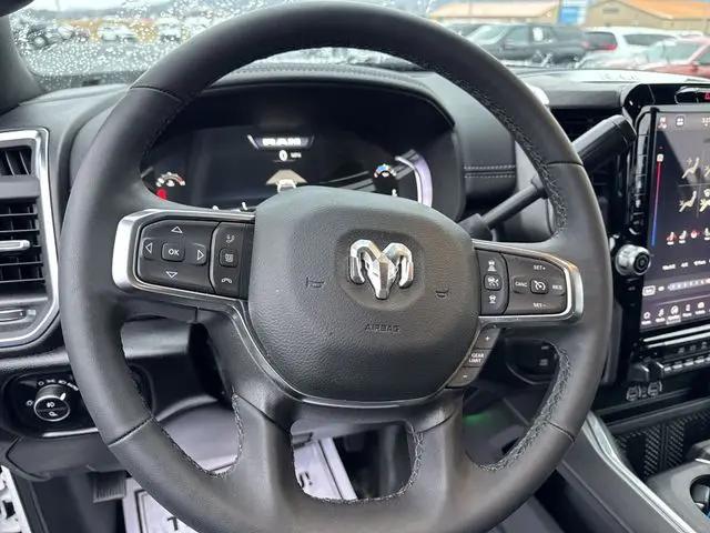 2025 Ram 3500 Tradesman/Big Horn