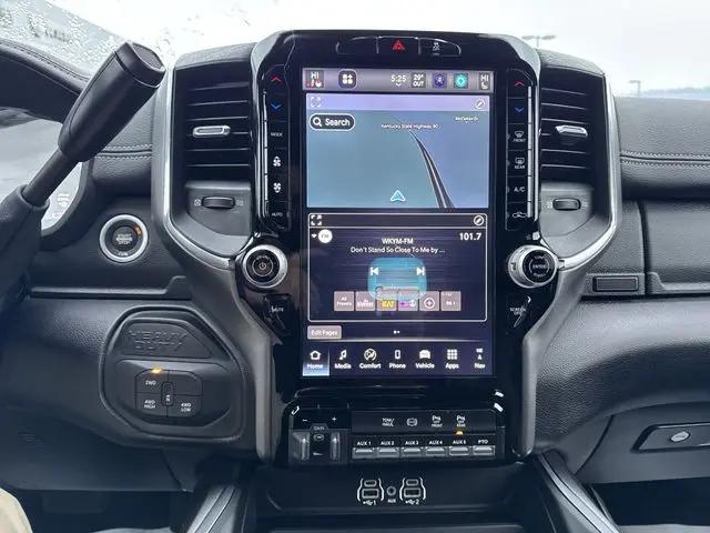 2025 Ram 3500 Tradesman/Big Horn