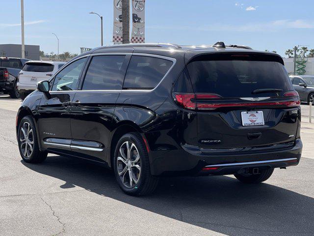 2026 Chrysler Pacifica Pinnacle AWD